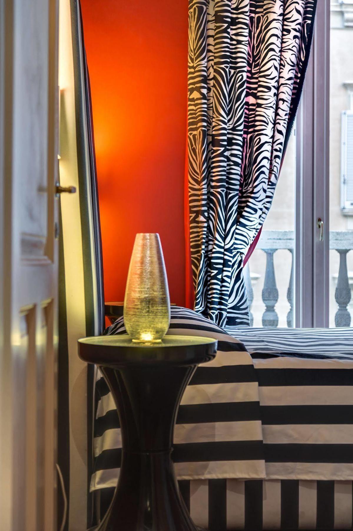 Casa Heberart Guest House Sistina Рим Экстерьер фото