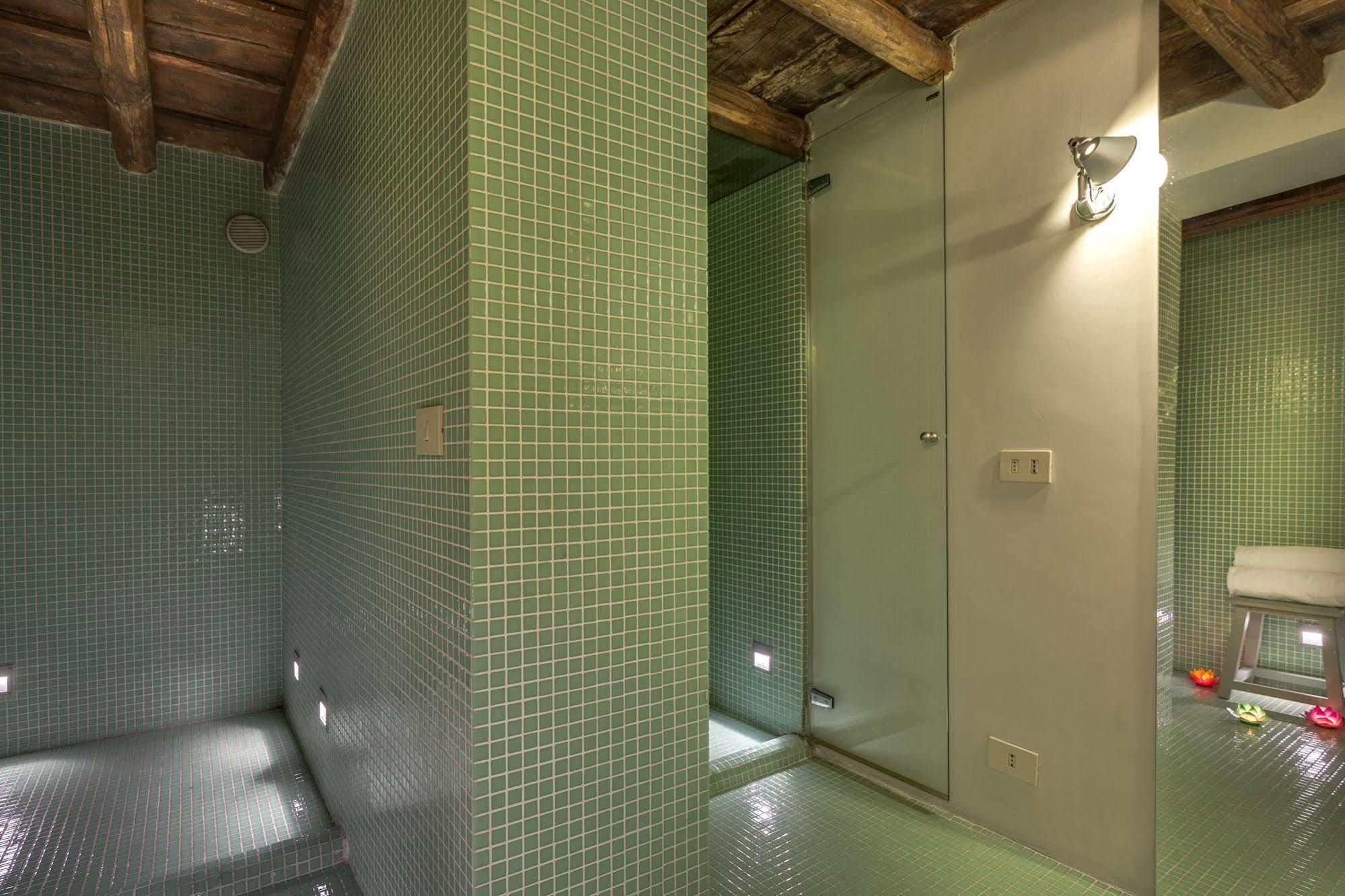Casa Heberart Guest House Sistina Рим Экстерьер фото